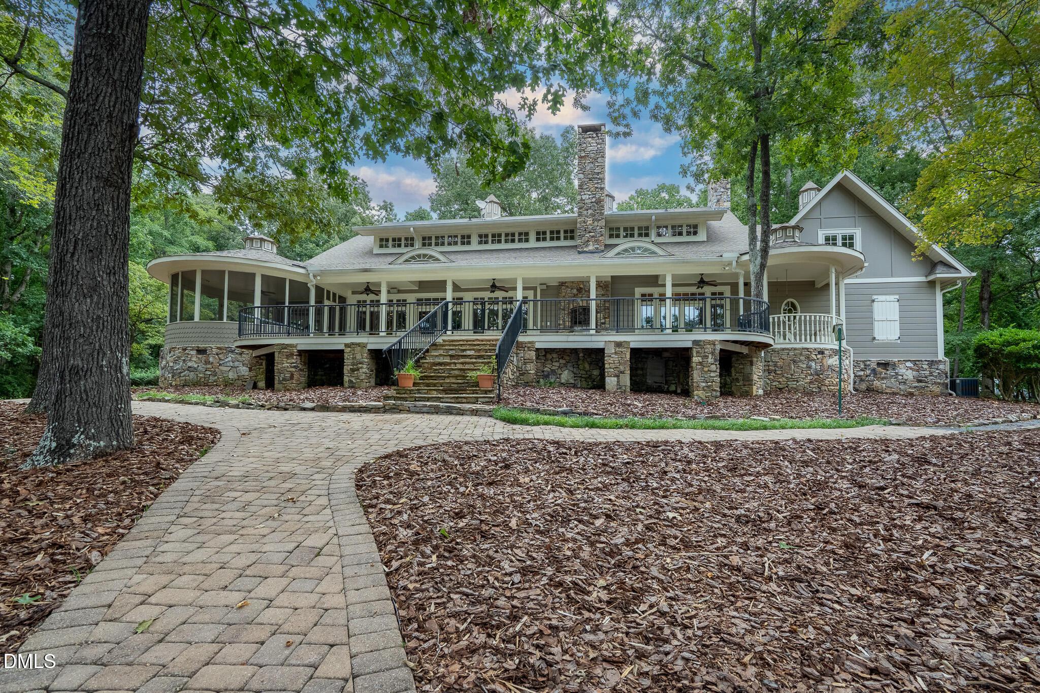 Image 4: 139 Deerfield-6-1