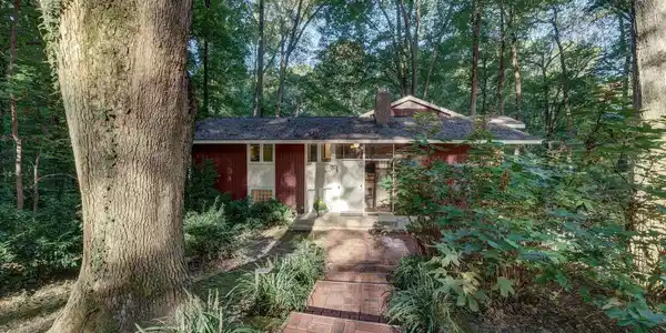5048 Avent Ferry Road
