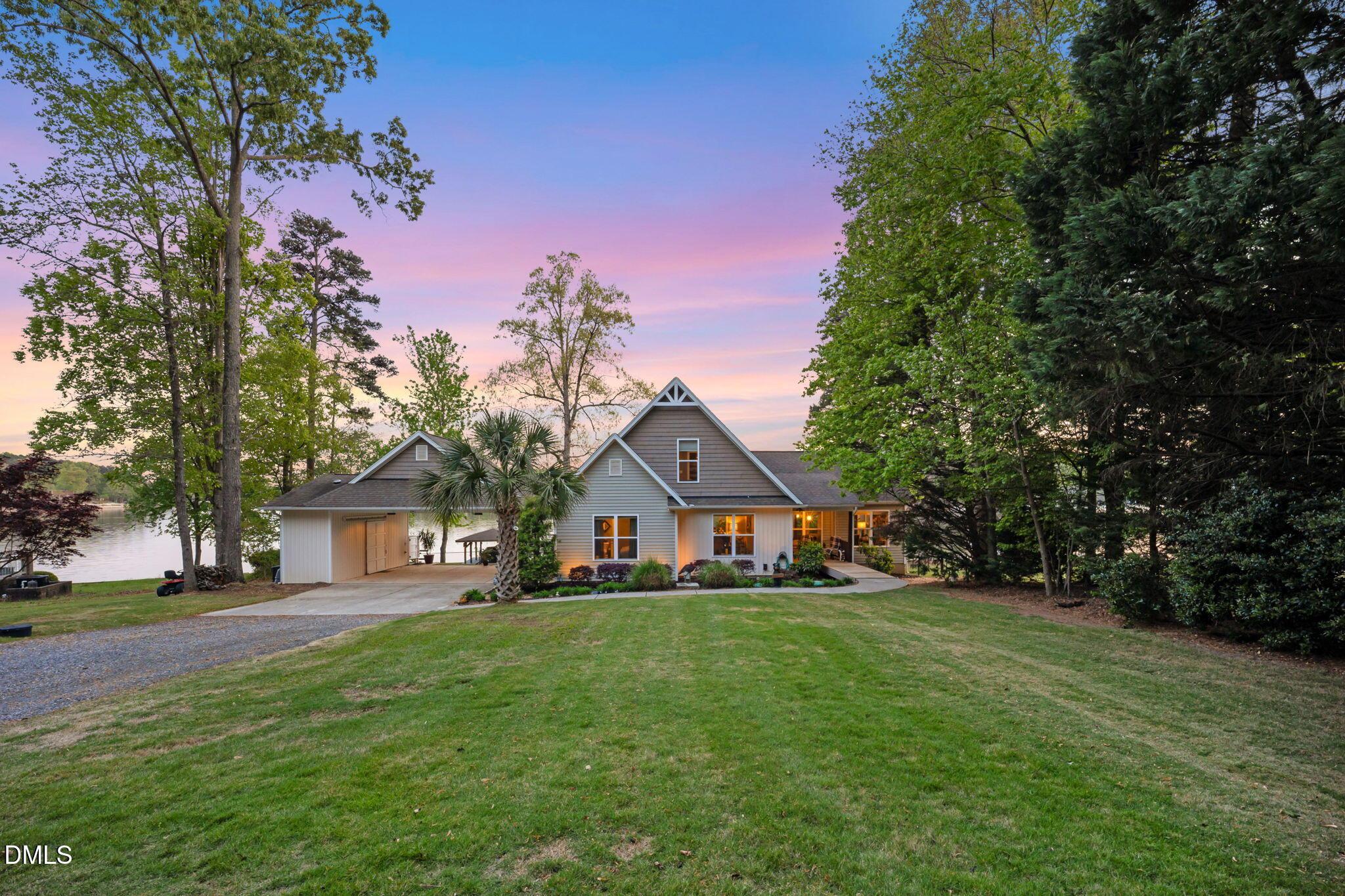 Image 2: 2-web-or-mls-7U2A7615