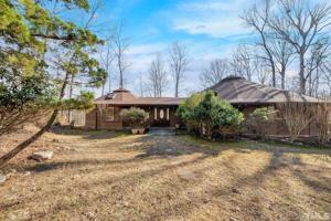 281 Captains Drive