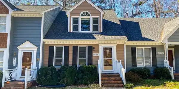 1016 High Lake Court