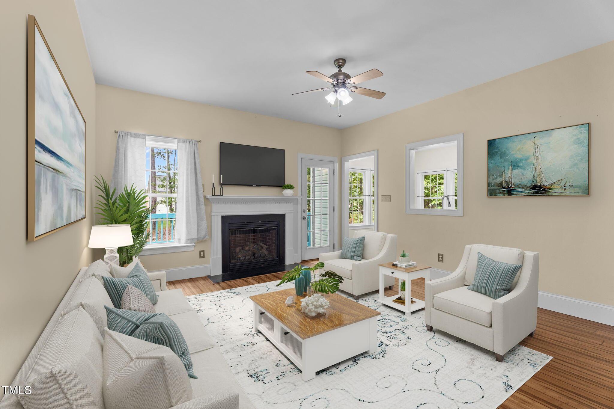 Image 3: 48-web-or-mls-Living Room