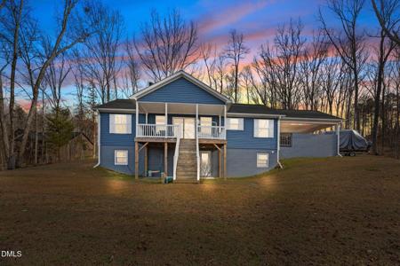 58 Lakefront Road