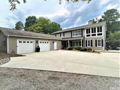 301 Pebble Hill Lane