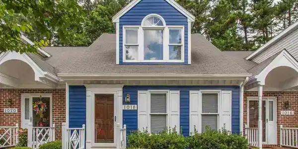 1018 Oak Lake Court