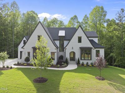7621 Falls Creek Lane