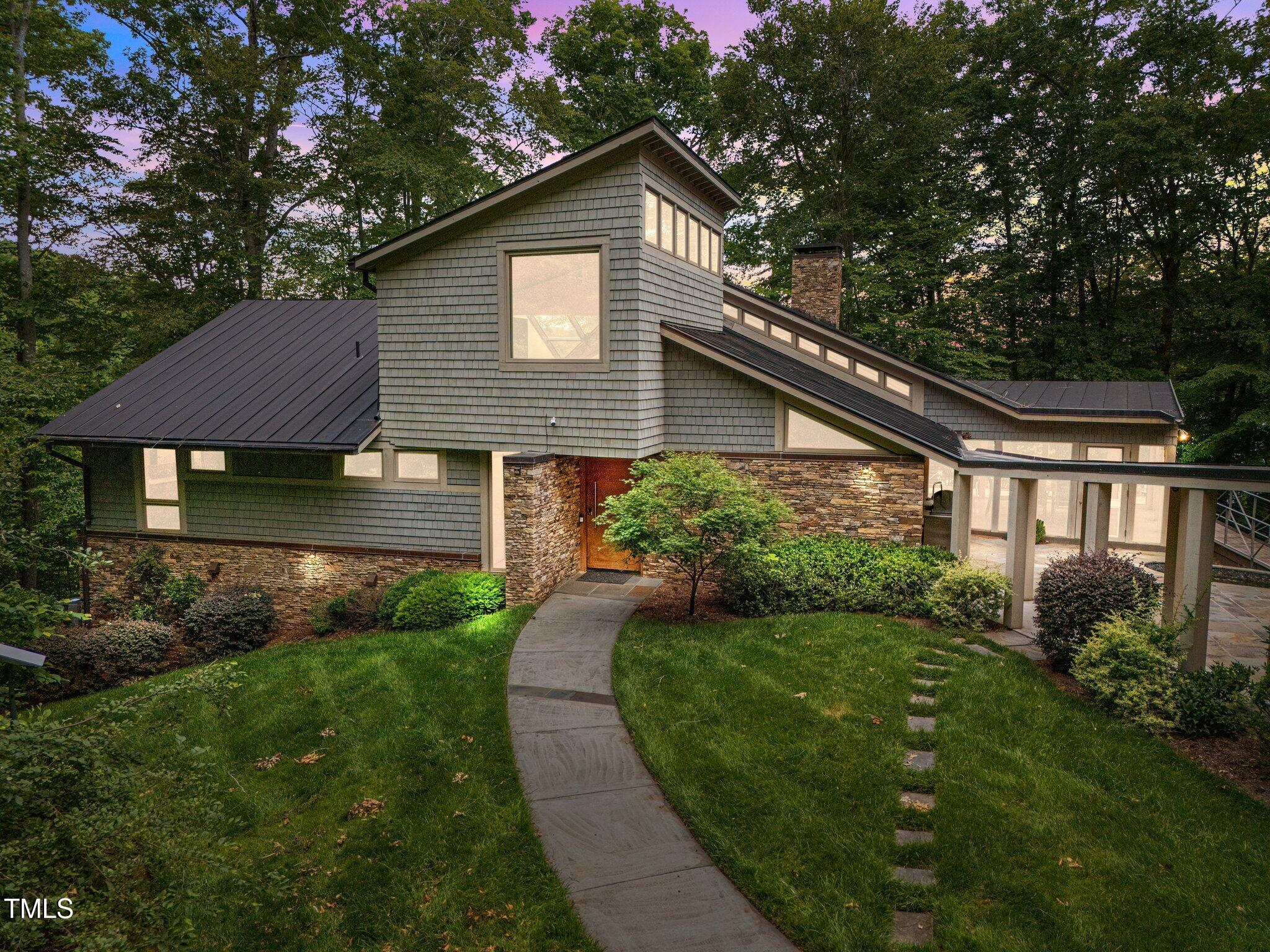 Image 1: FRONT ELEVATION