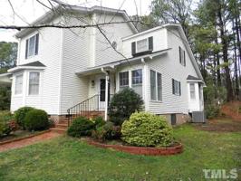 438 Crossvine Close