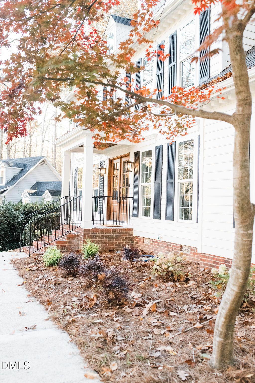 Image 4: SmithicksFinalStaged-07