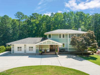 1209 Ravens Point Circle