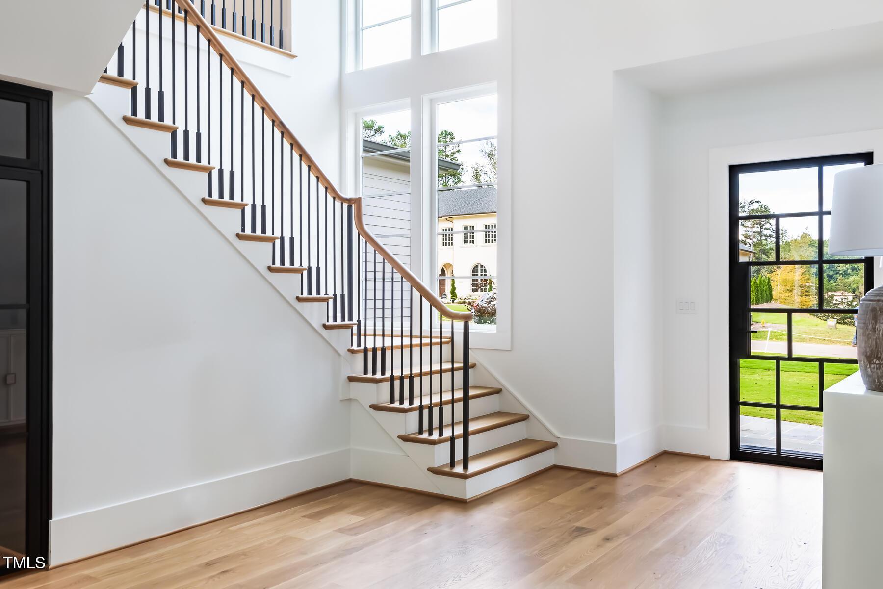 Image 4: 211013_0382w