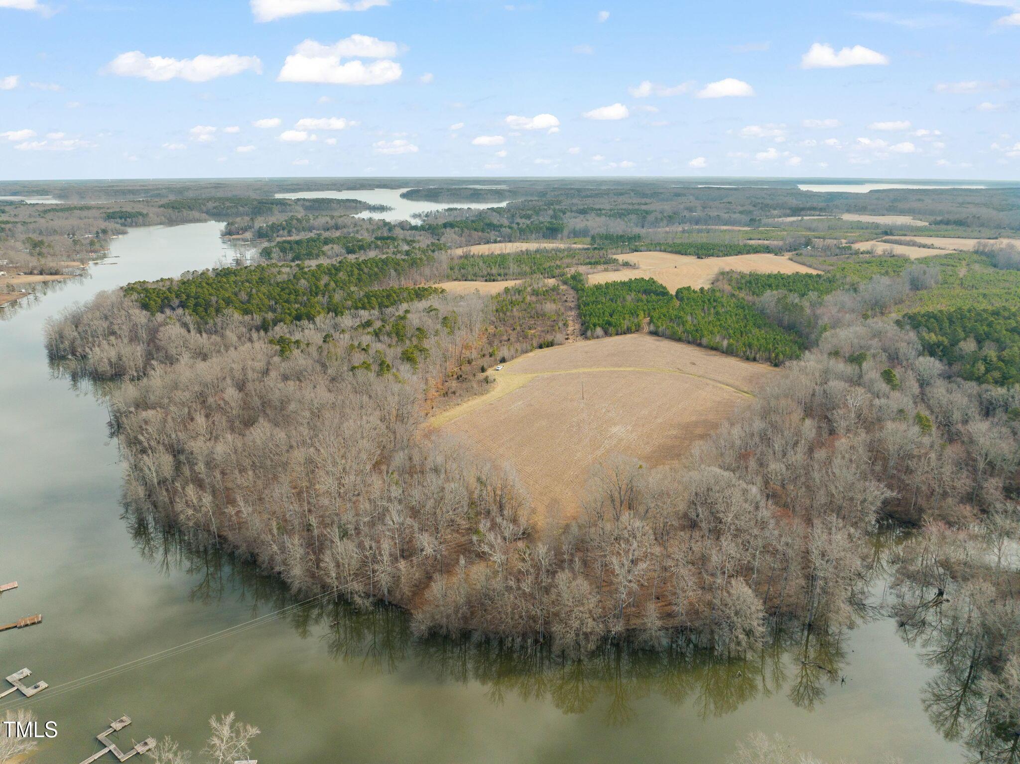 Image 4: From Lake Front looking North