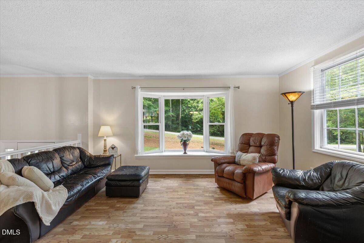 Image 1: 09-3109 Manor Ridge Dr