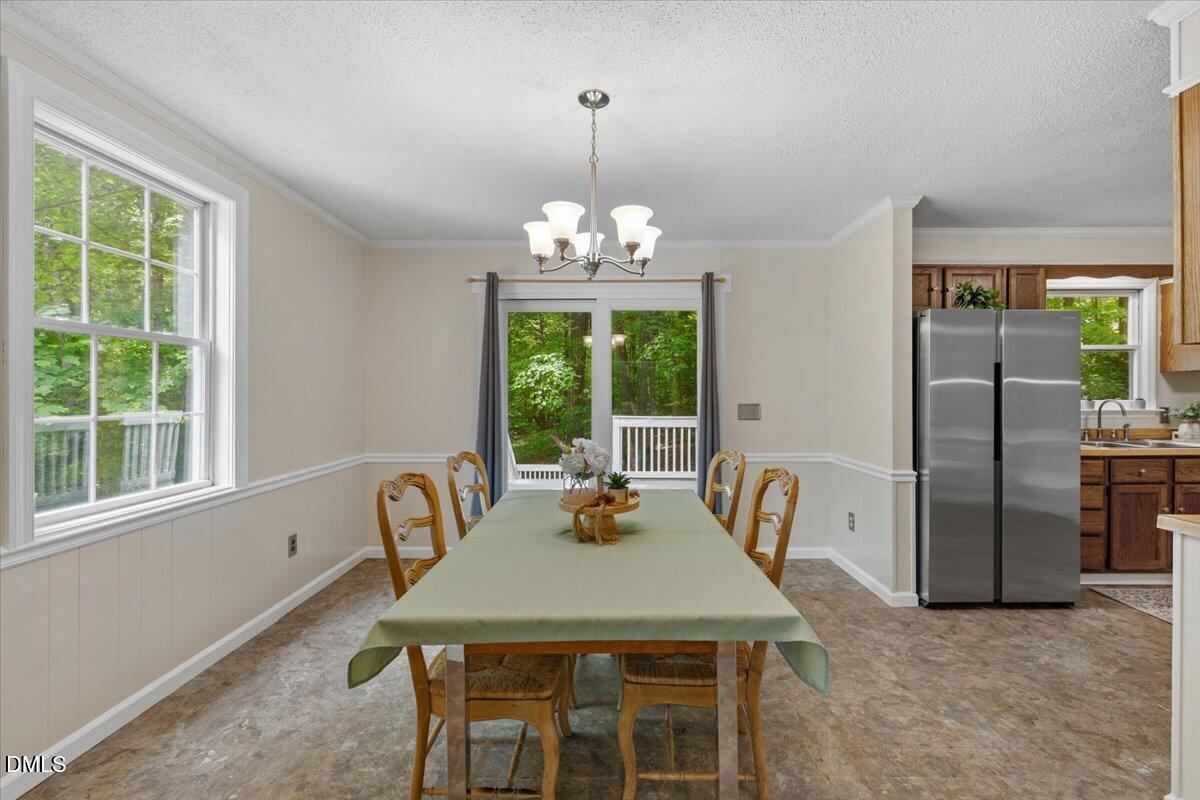 Image 2: 10-3109 Manor Ridge Dr