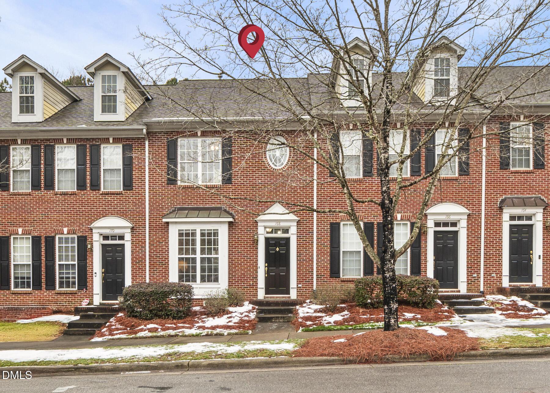 Image 1: 168Lumina_001