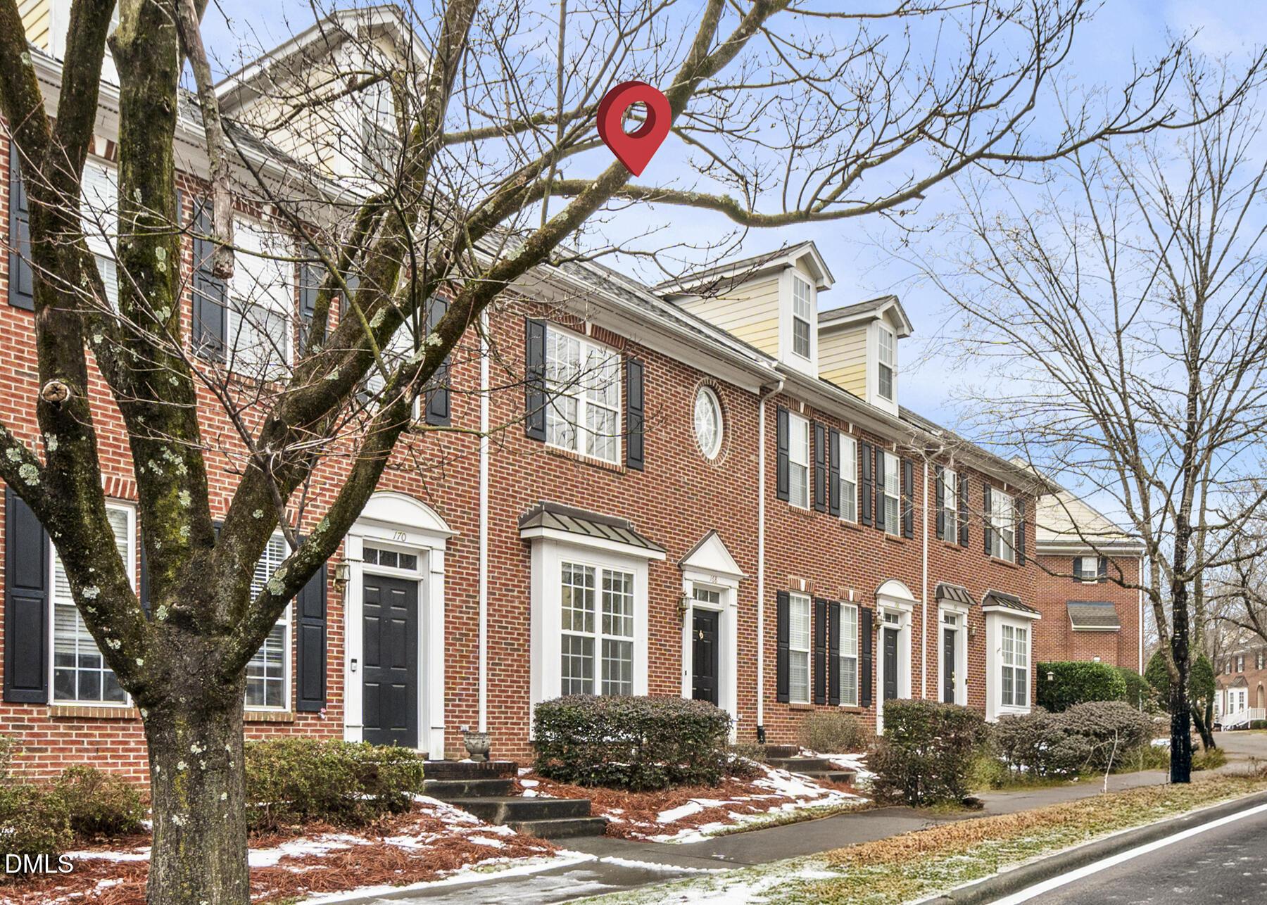 Image 3: 168Lumina_003