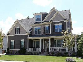 919 Queensdale Drive