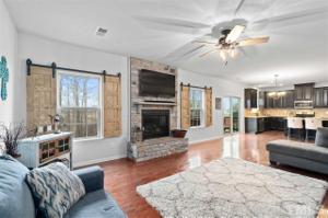 919 Legacy Falls Drive