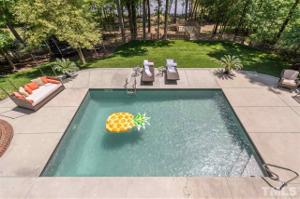 5421 Lake Edge Drive