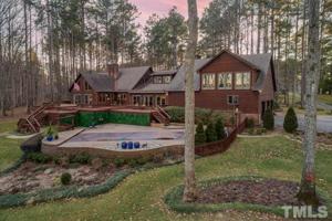 111 Edgewater Lane