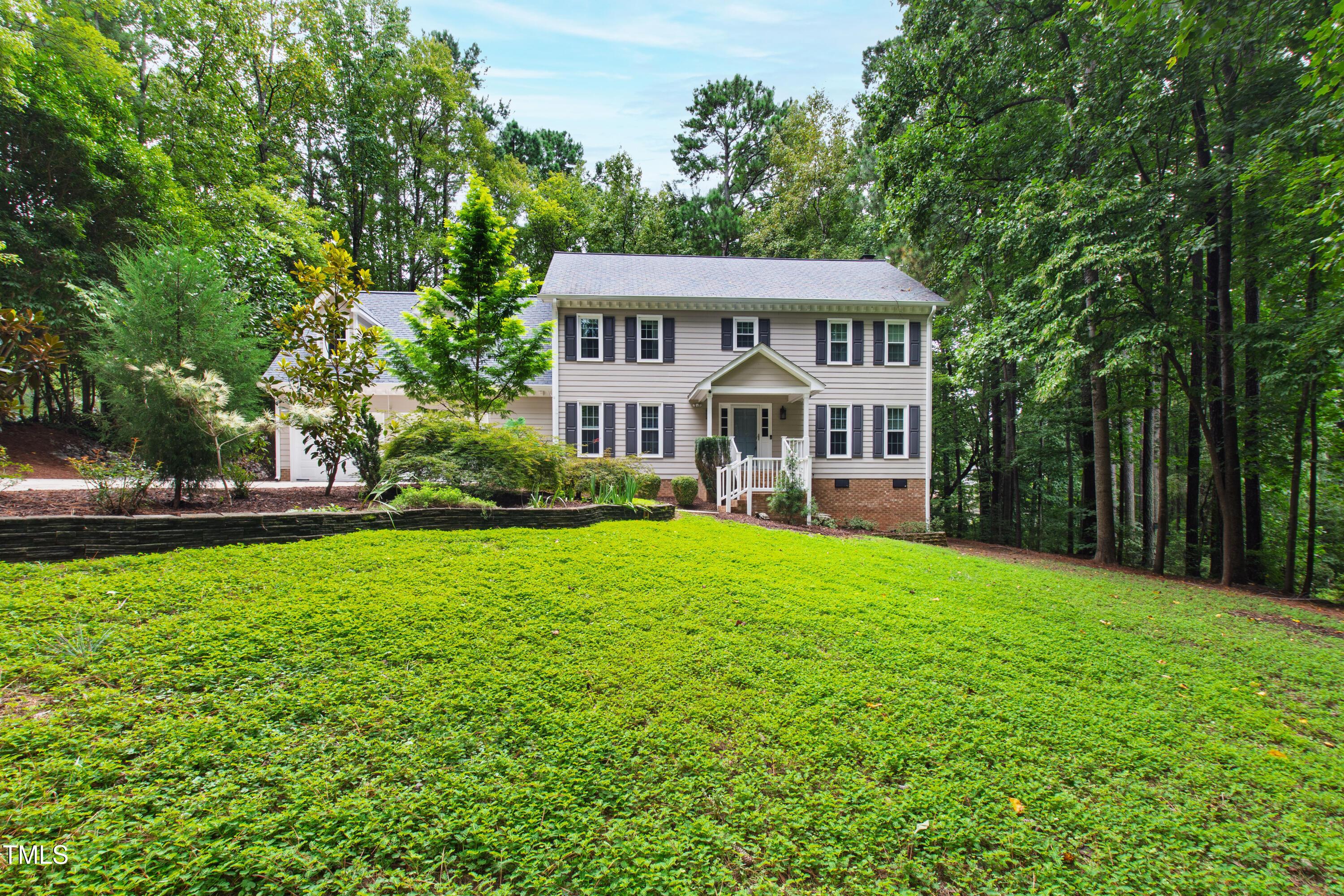 Image 4: 101 Loch Haven Lane