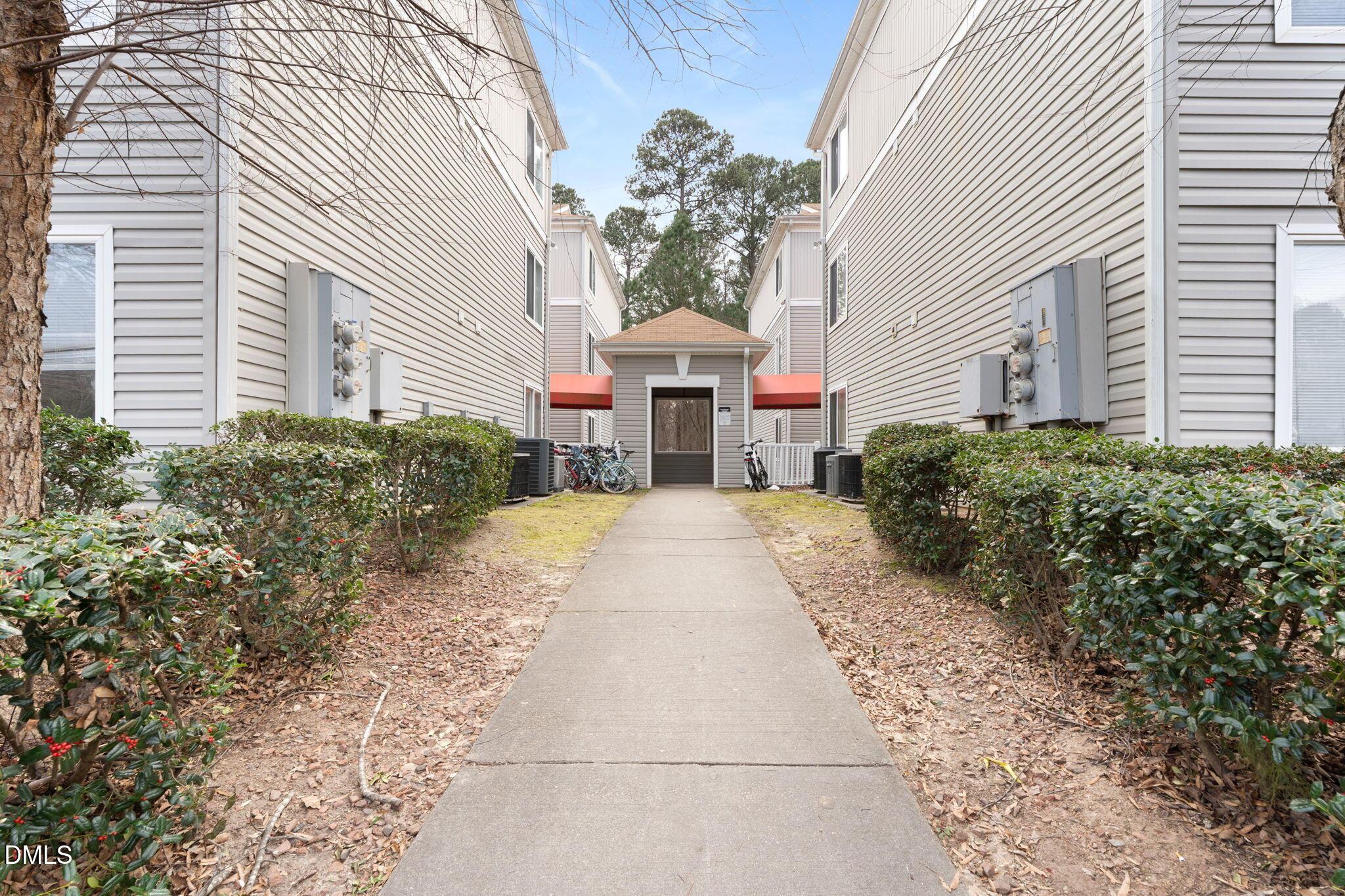 Image 3: 3-web-or-mls-DSC05588