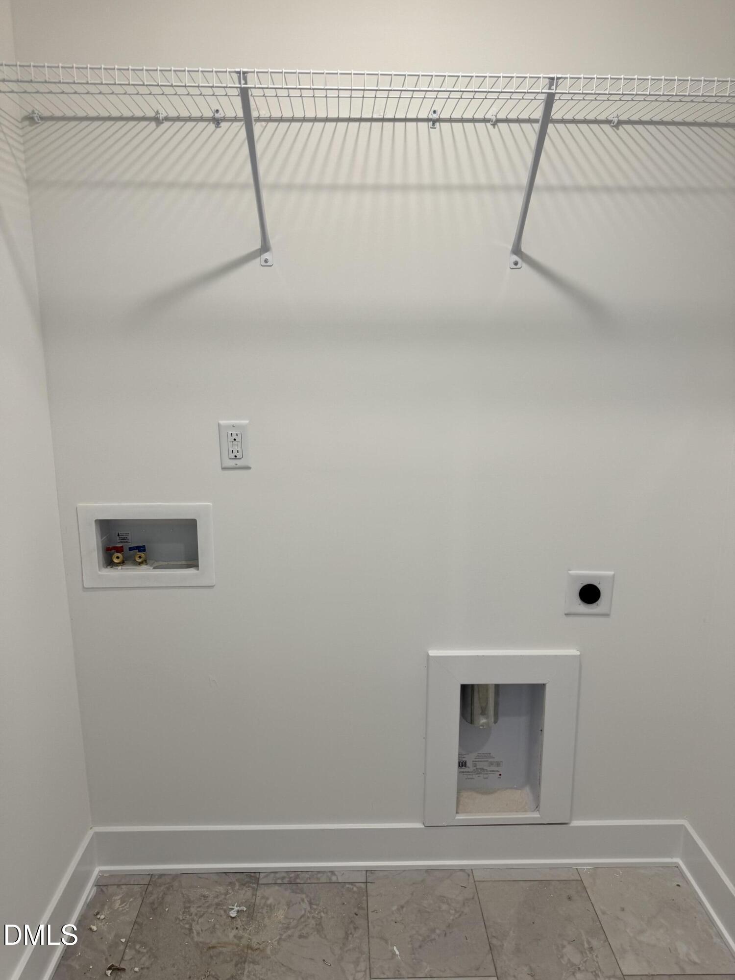 Image 3: laundry room