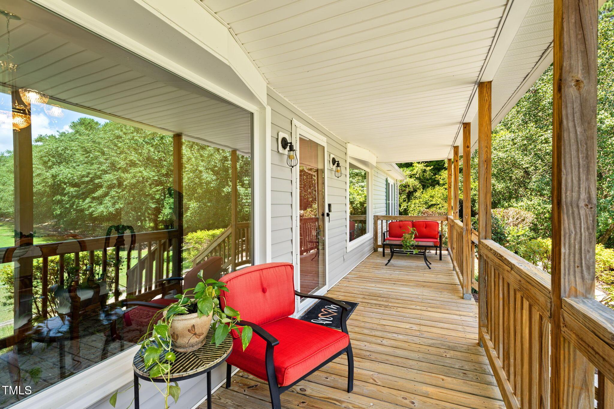 Image 3: 7-web-or-mls-DSC01280