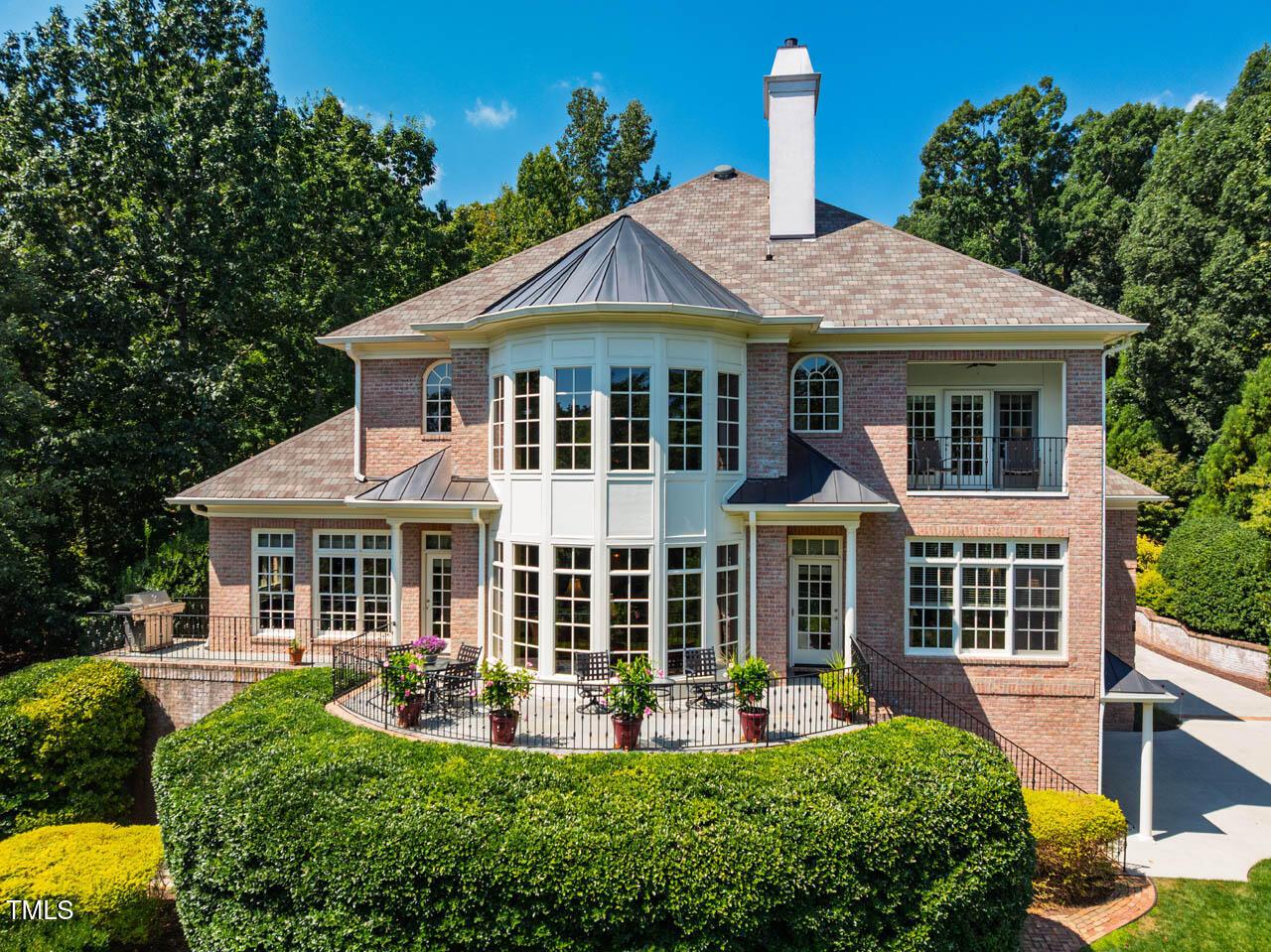 Image 4: 50131ManlyDr-010