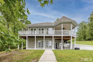 382 Clearwater Lane