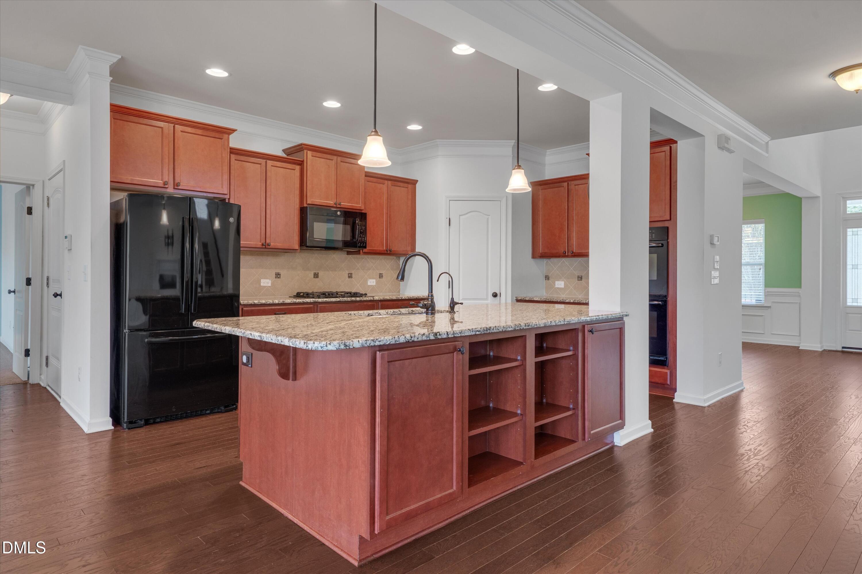 Image 2: 18-171 Pecan Harvest -18 Image 2: 18-171 Pecan Harvest -18