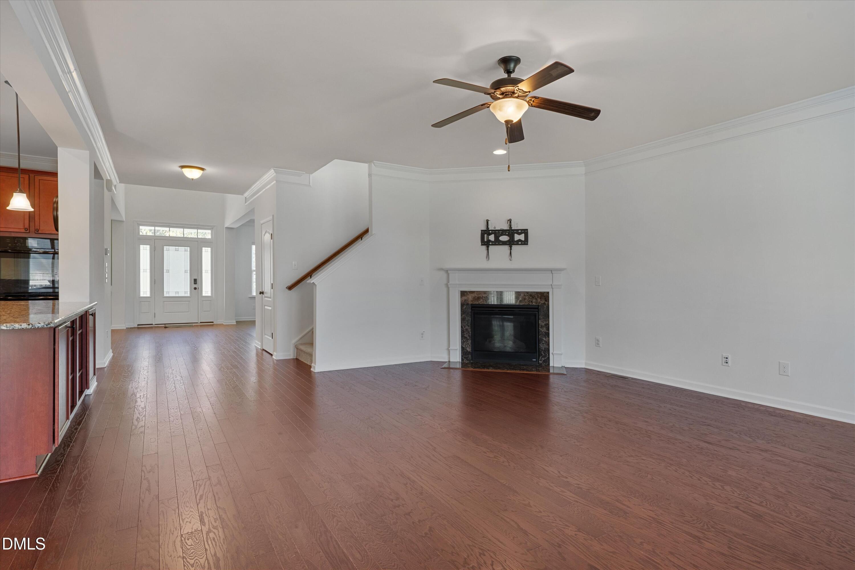 Image 4: 14-171 Pecan Harvest -14 Image 4: 14-171 Pecan Harvest -14