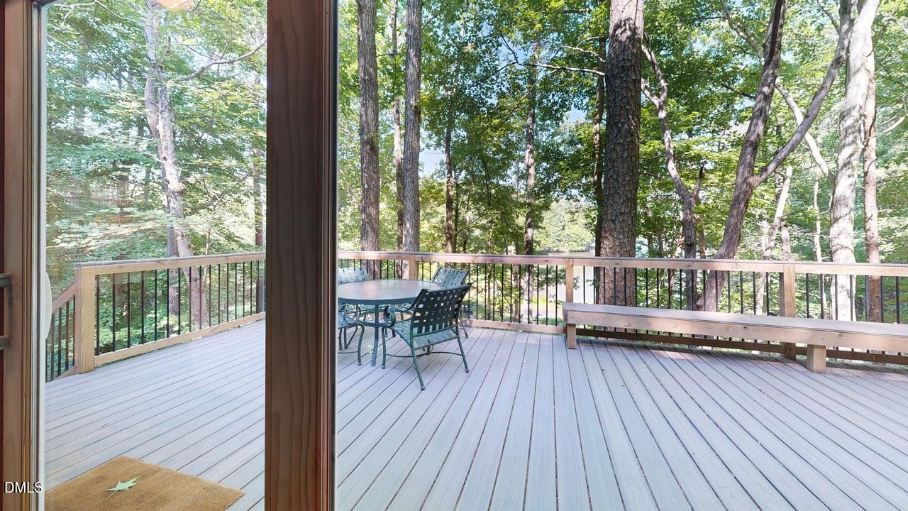 Image 4: 152-Duke-Lane-Road-Living-Room 2