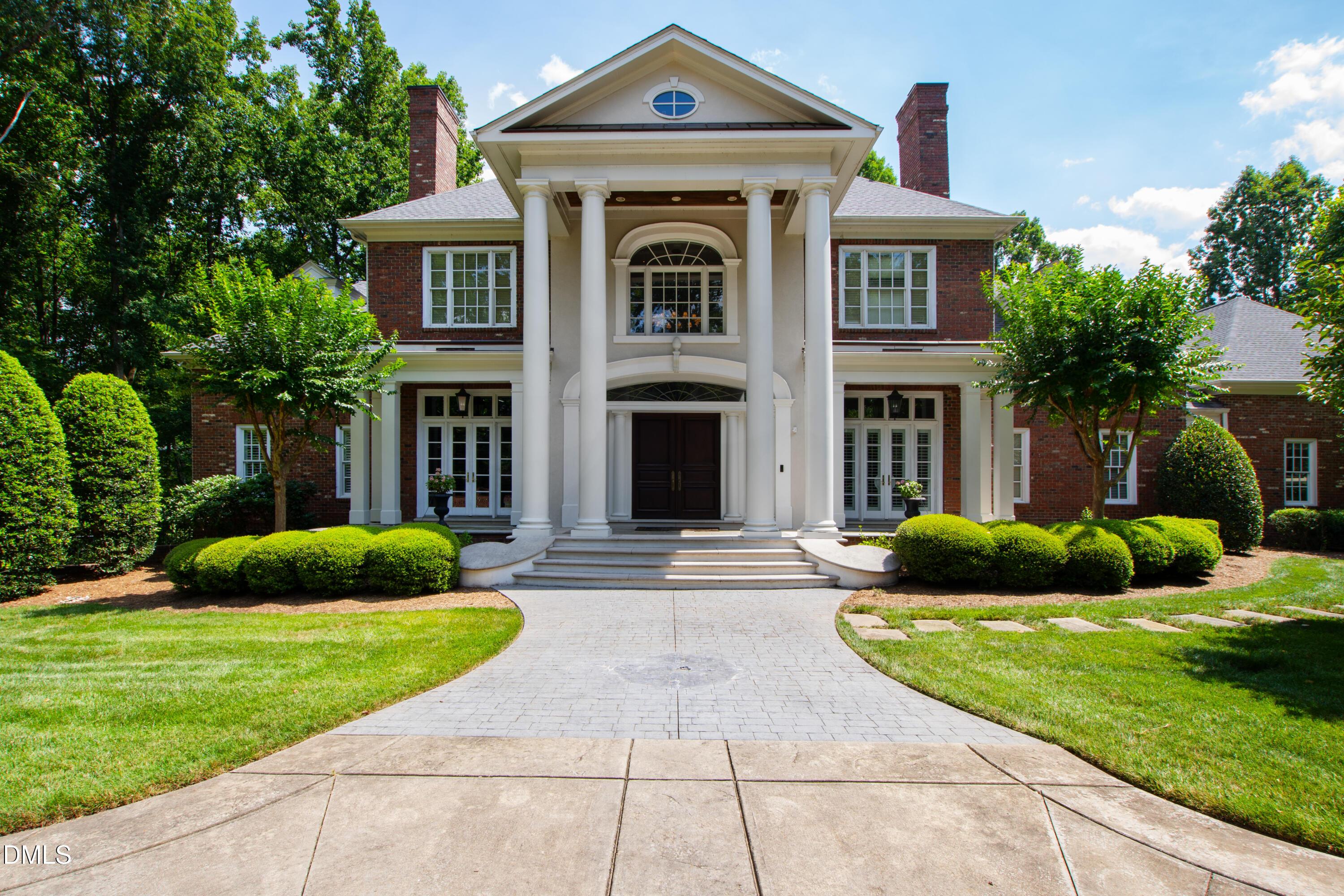 Image 1: Front Elevation 3