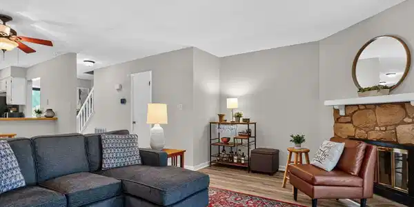 4225 The Oaks Drive