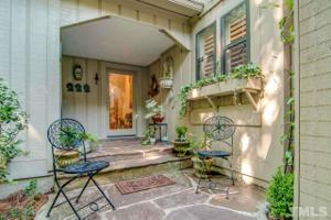 222 Windlestraw