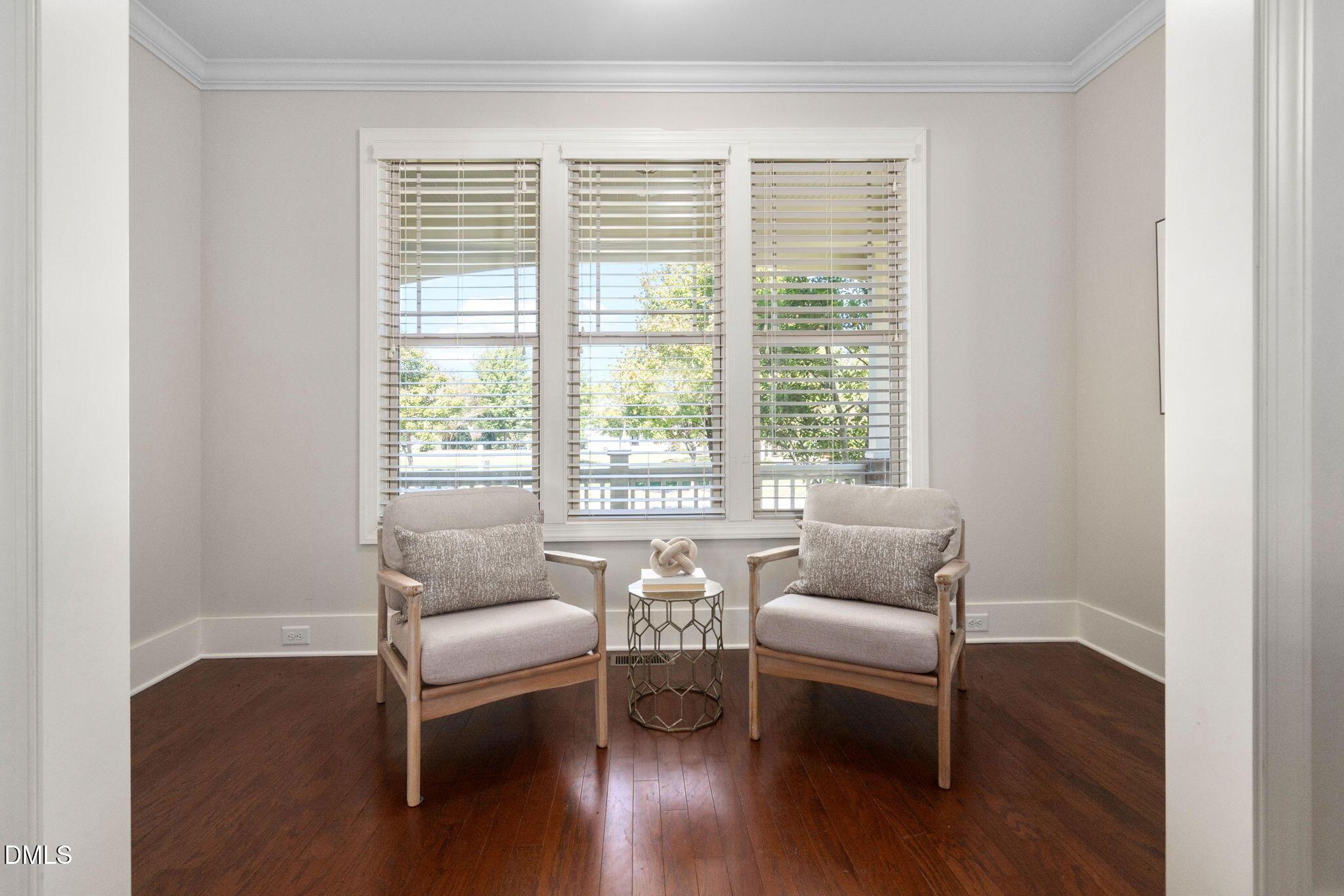 Image 2: large-019a16ec-0d06-70ca-9091-c51ddcef7c