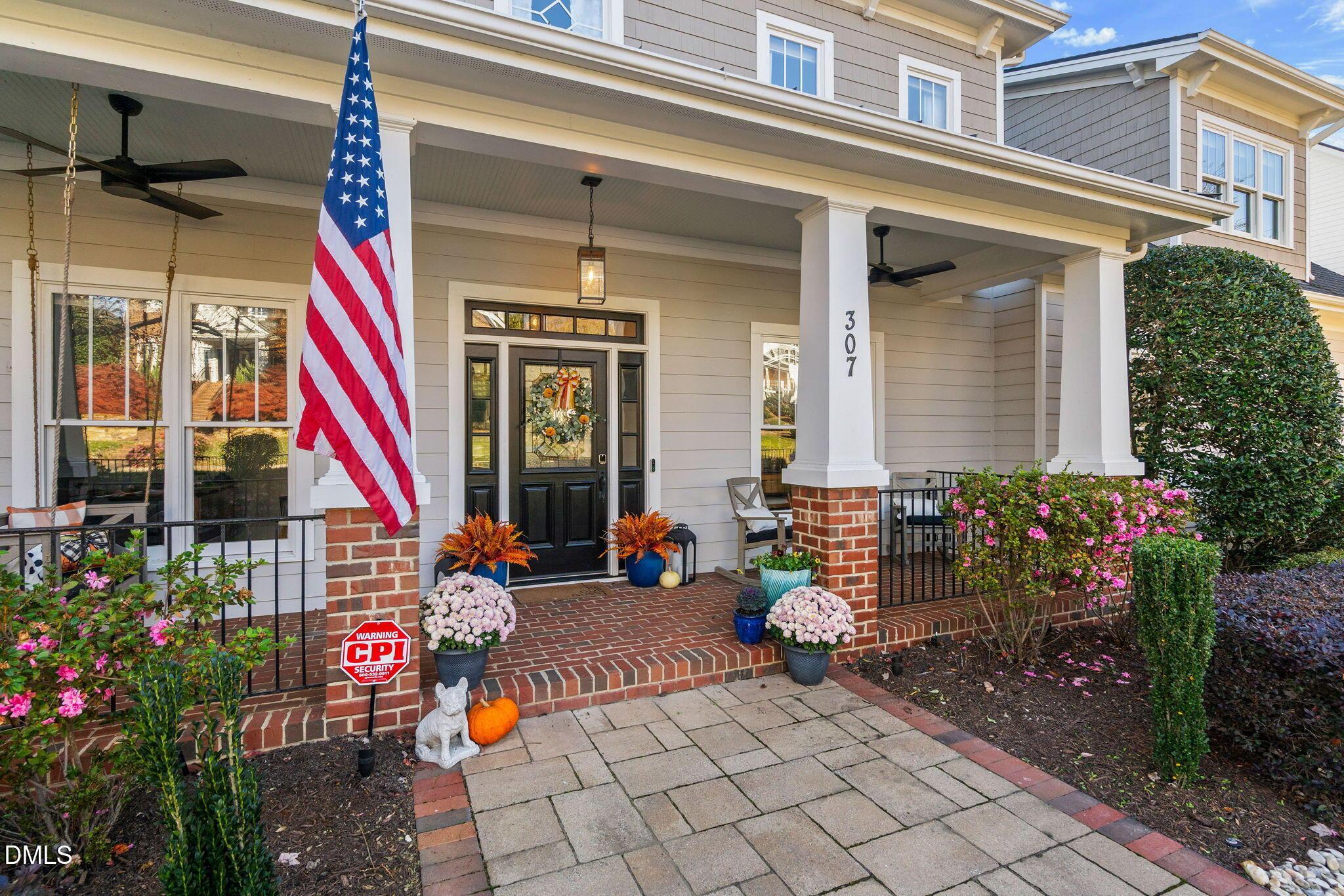 Image 3: 13-web-or-mls-307-belles-landing-ct