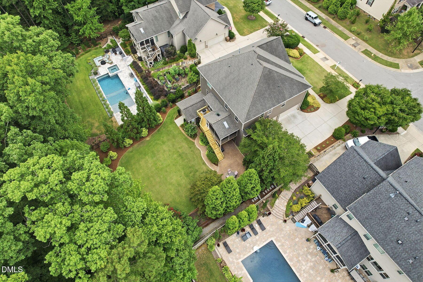 Image 4: 46-web-or-mls-301 Harvestwood Dr-242