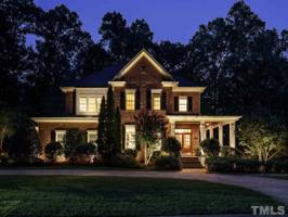 4825 Edgecliff Court