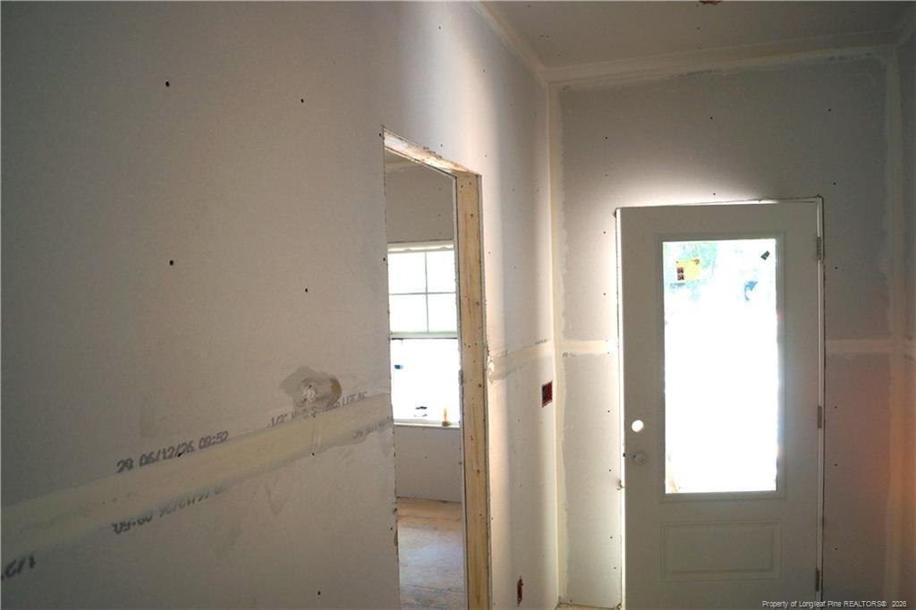 Image 2: Photo 2