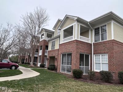 425 Waterford Lake Drive