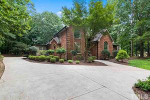 1212 Kings Grant Drive