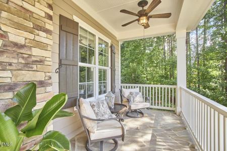 179 Lakes Edge Lane