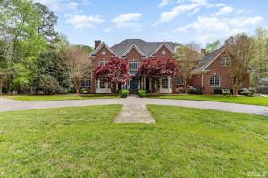 1805 Oatlands Court