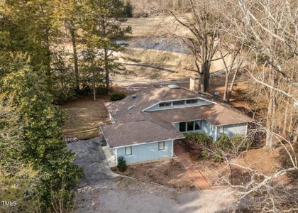 232 Lakeview Drive