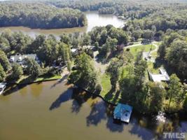 7 South Landing Drive