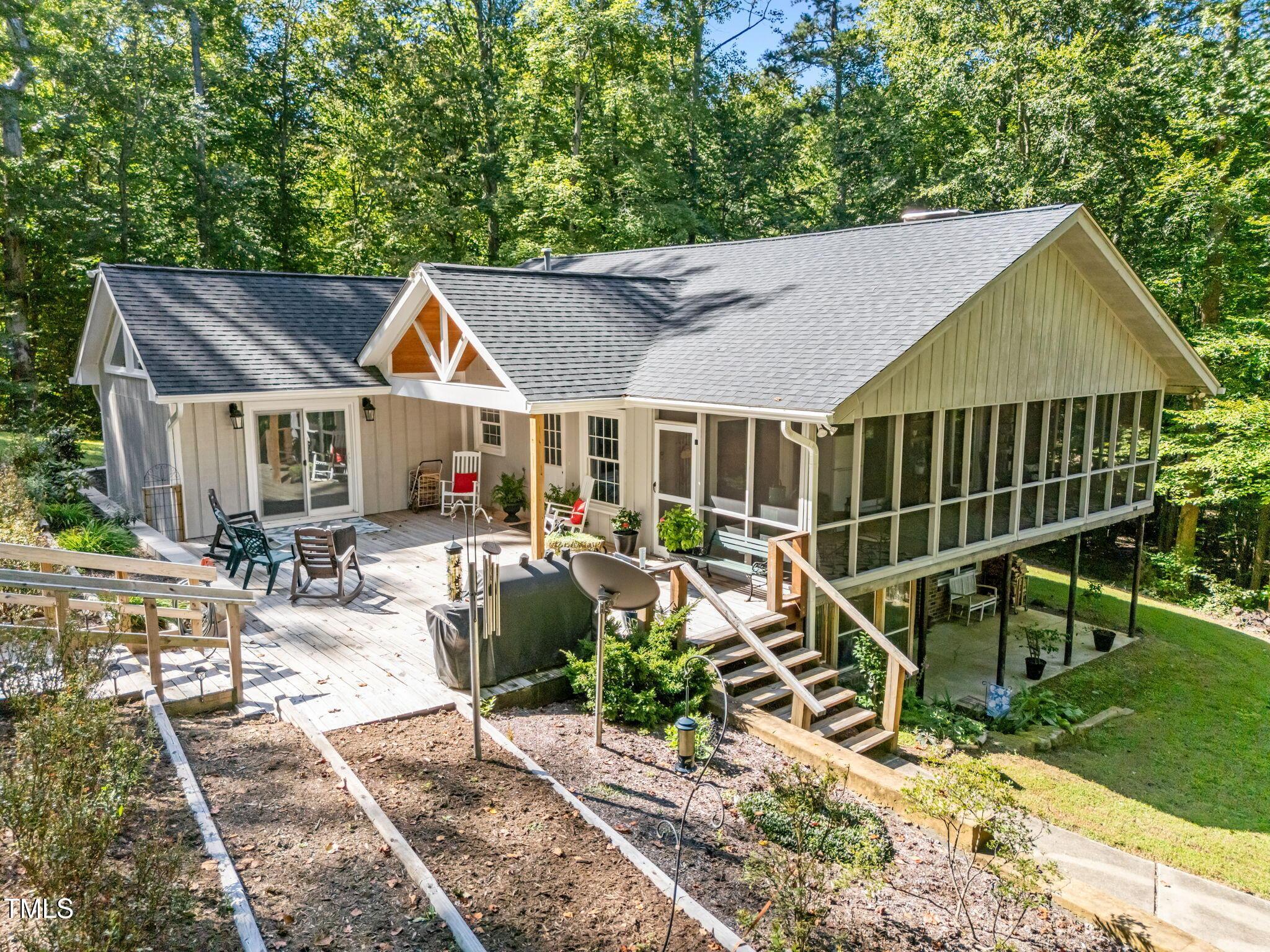 Image 3: 5-web-or-mls-DJI_20250827104457_0011_D