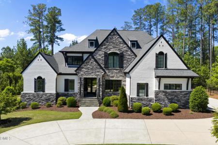 1332 Eagleson Lane