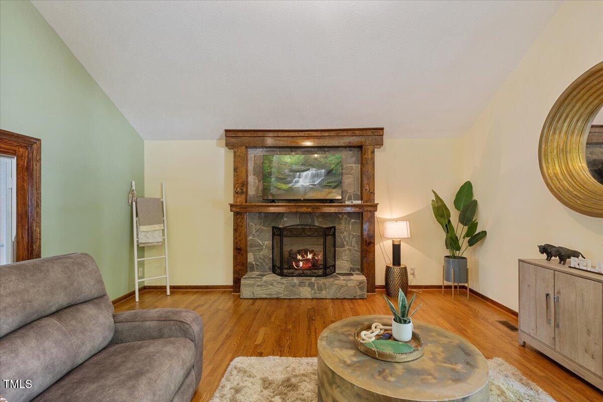 Image 4: 07-6160 Virgilina Rd